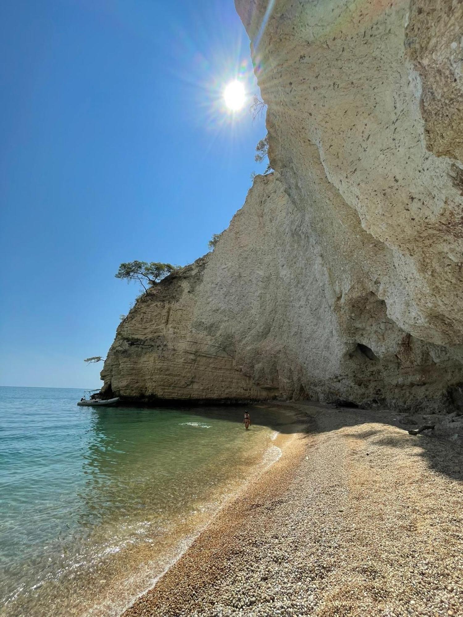 Le Case Di Chri Mattinata Exterior foto